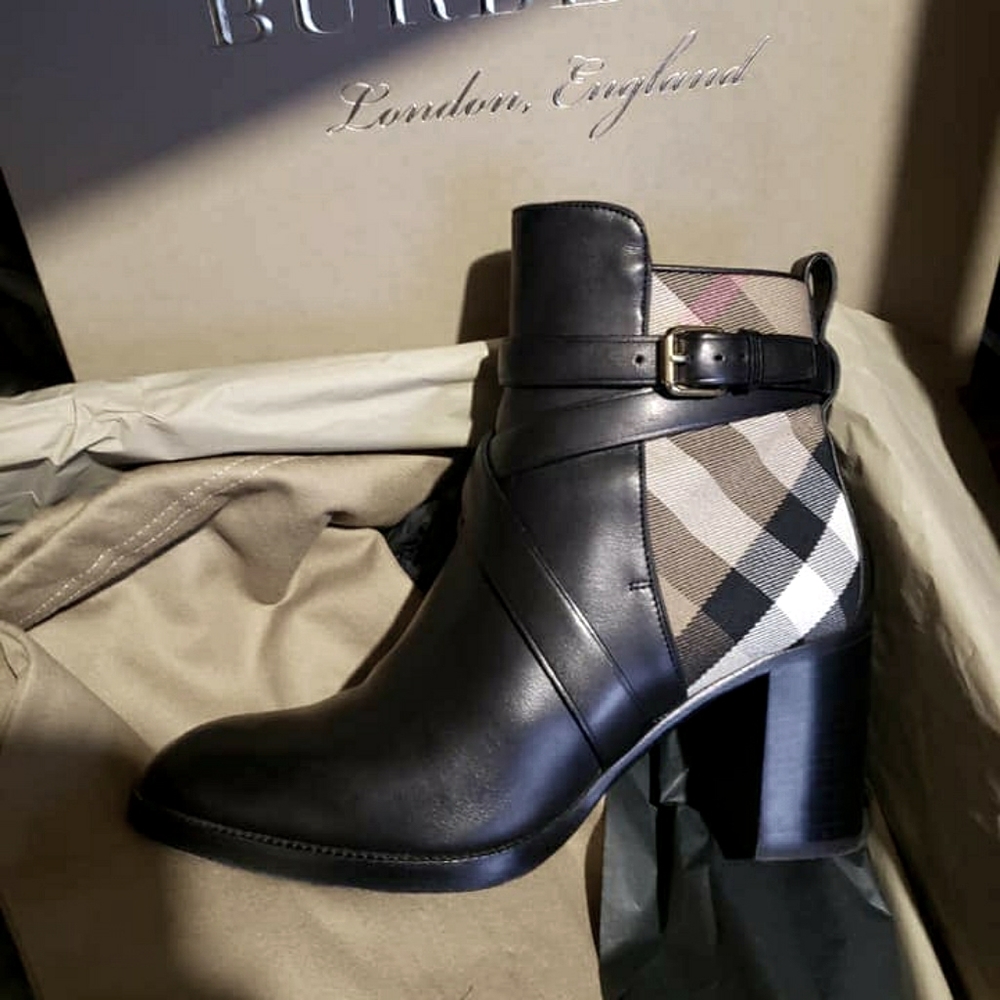 Burberry Boots